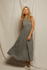 EVA SLUB JERSEY TIERED DRESS IN H. GREY