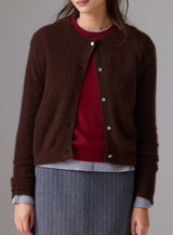 AMARA MALOU CARDI IN AMERICANO