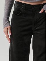 AYLA BAGGY IN VELVET OLIVE LEAF