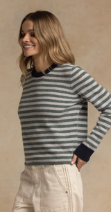 SUZETTE IN JUNGLE/NAVY