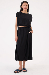 MIDI BUBBLE SKIRT IN BLACK