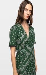 REFORME SILK BANDANA IN MEADOW