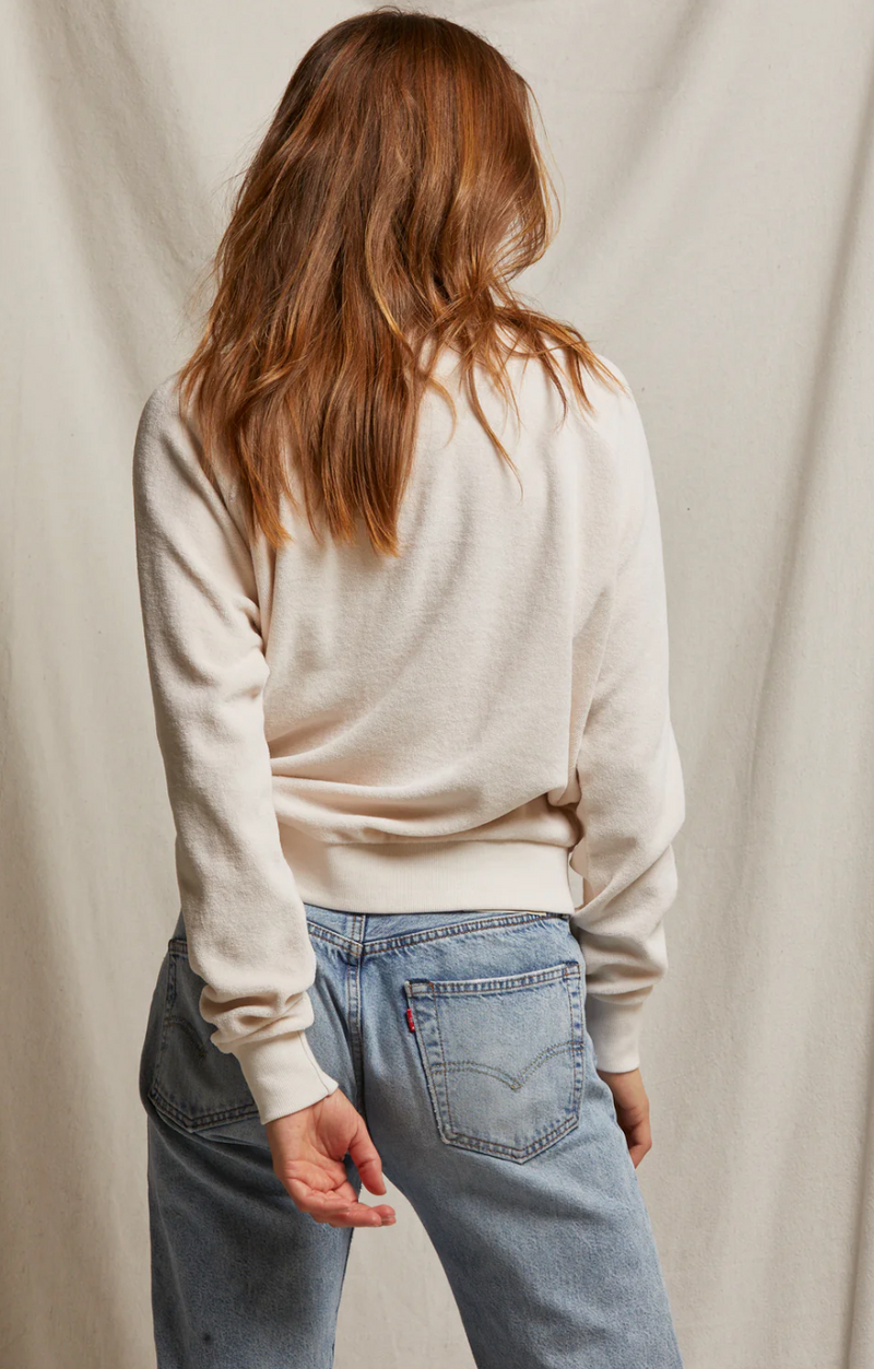 EMBER VELOUR VNECK SWEATSHIRT IN SUGAR