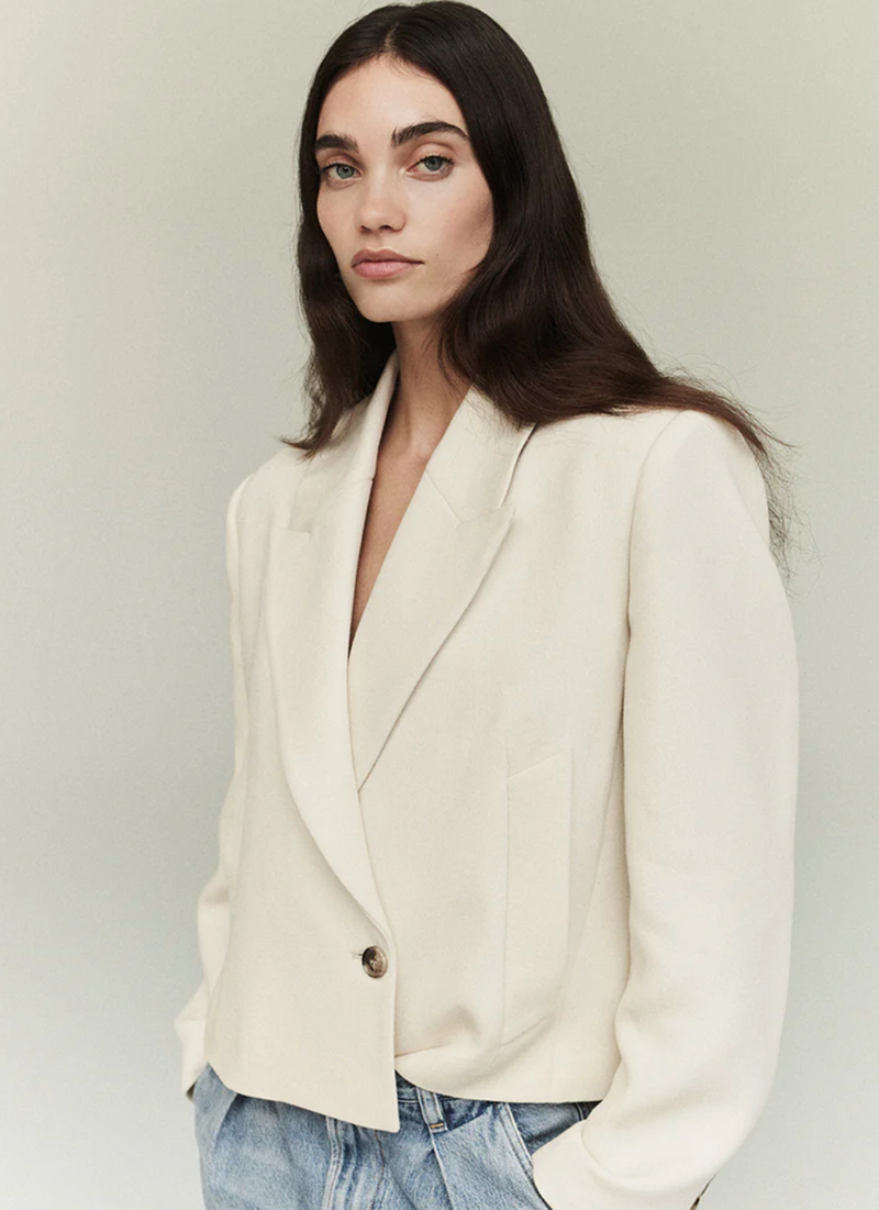 COREN CROPPED BLAZER IN CREAM