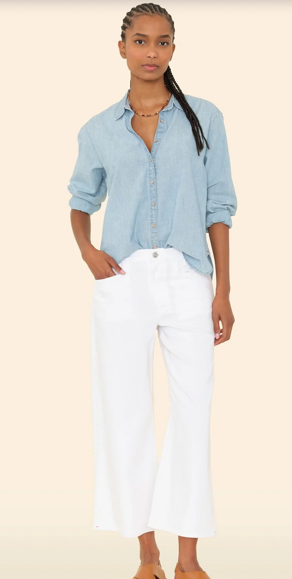 RIANNE PANT IN WHITE