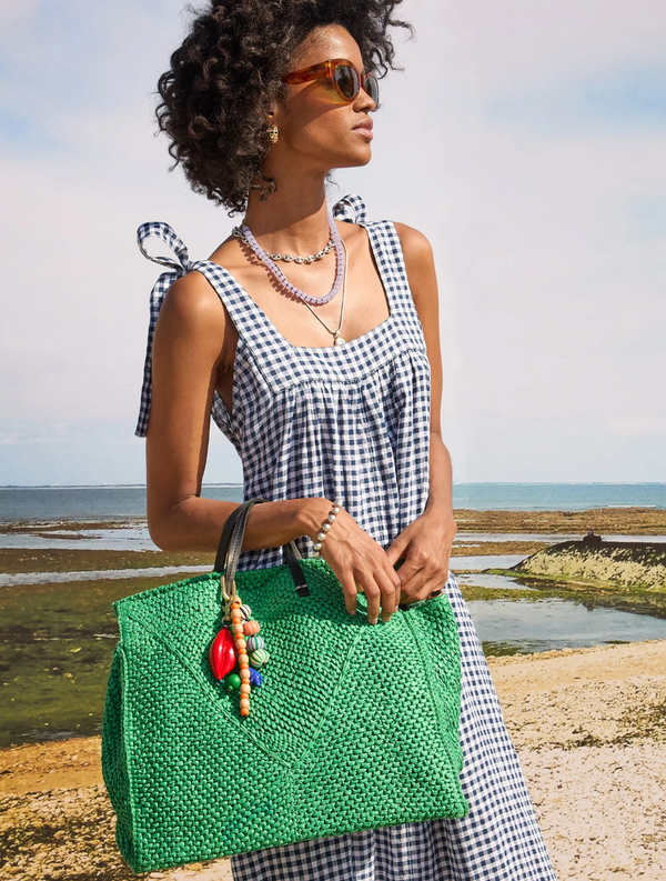 SUMMER SIMPLE TOTE IN GREEN APPLE RAFFIA