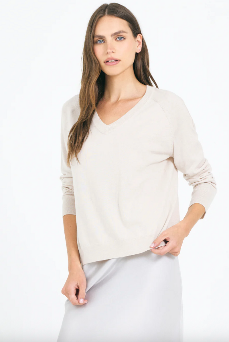 SLOANE COTTON VNECK IN CANVAS