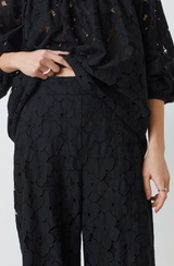 JOYCE LACE PANT IN NOIR