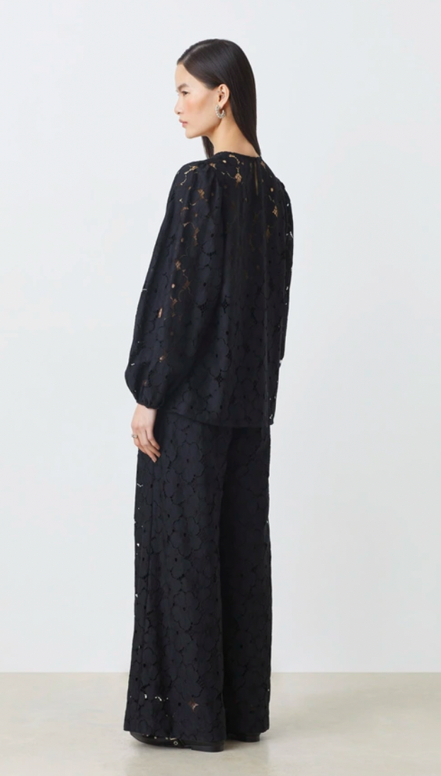 JOYCE LACE PANT IN NOIR