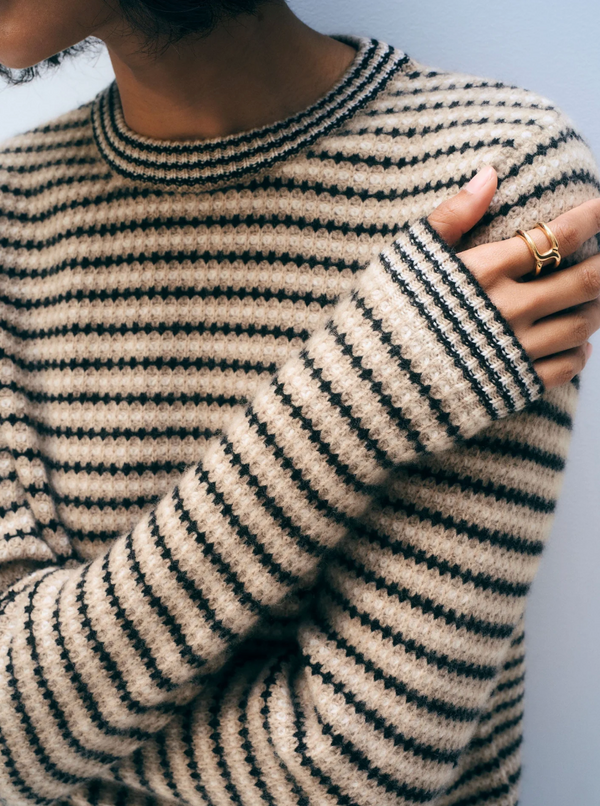 CASHMERE TEXTURED STRIPE CREW IN NEURTRAL COMBO