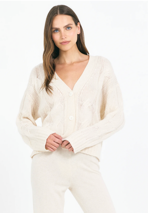 ASTER CASHMERE CABLE CARDIGAN IN BONE
