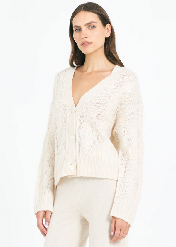 ASTER CASHMERE CABLE CARDIGAN IN BONE