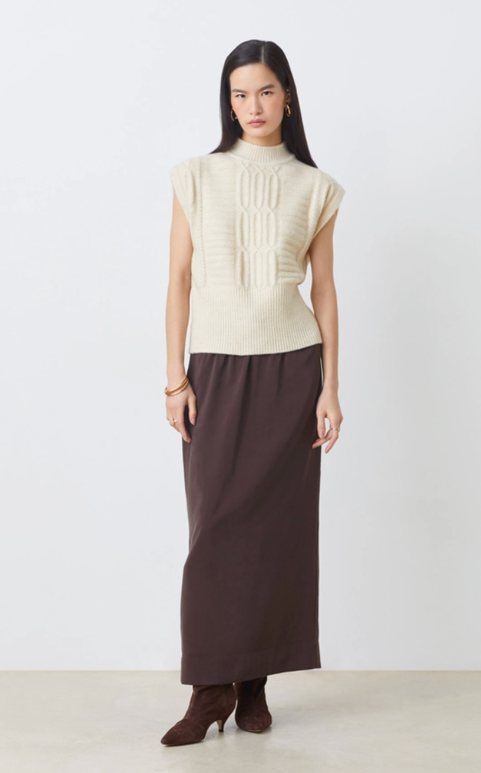 PRUSSE VEST IN CREAM