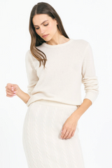 JANE CABLE PULLOVER IN IVORY
