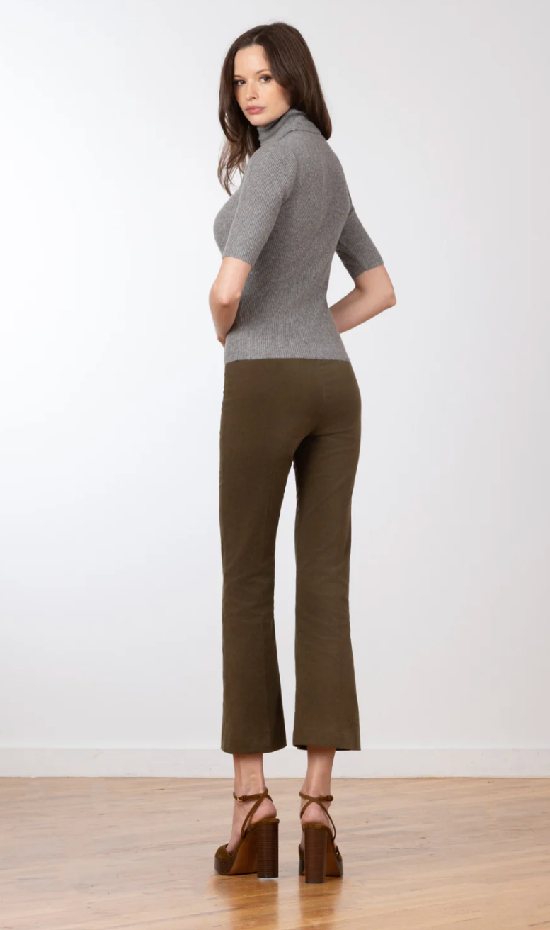 LEO Fine Corduroy Olive Green