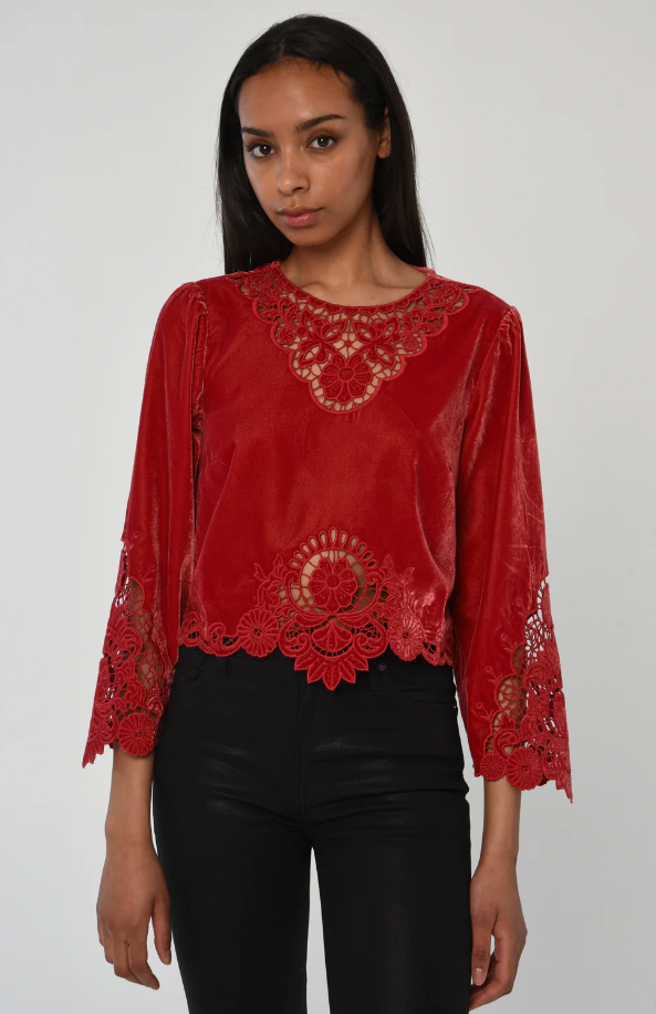 ALINA TOP IN AMERICAN BEAUTY