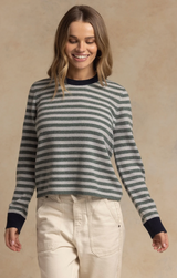 SUZETTE IN JUNGLE/NAVY