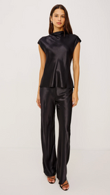 LORETTA TOP IN BLACK