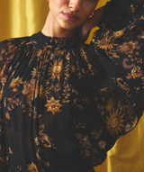 SCOTTIE TOP IN GILDED