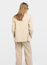 VAVY TAILLEUR PINSTRIPES BLAZER IN COOKIE